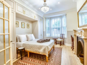 Characterful flat by Lincoln Castle Pass The Keys